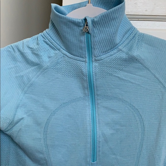lululemon athletica Tops - Lululemon Run Swiftly half zip size 6